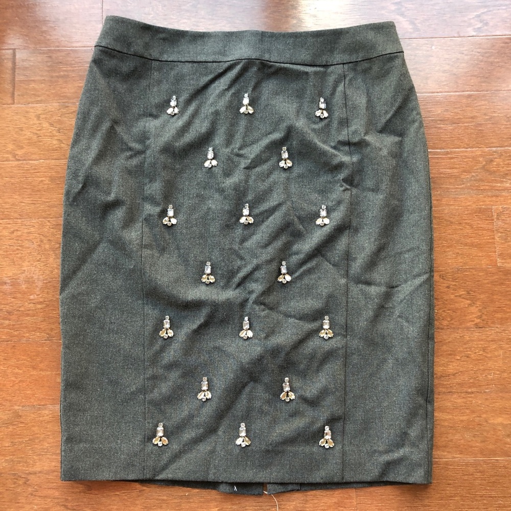 Ann Taylor Jewel Embellished Pencil Skirt, Size 6
